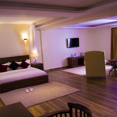 The Vic Hotel Кісуму Номер фото
