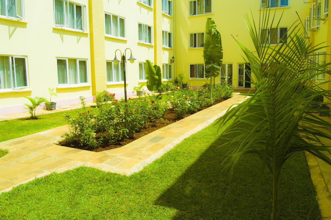 The Vic Hotel Кісуму Екстер'єр фото