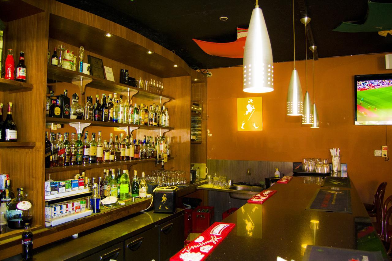 The Vic Hotel Кісуму Екстер'єр фото