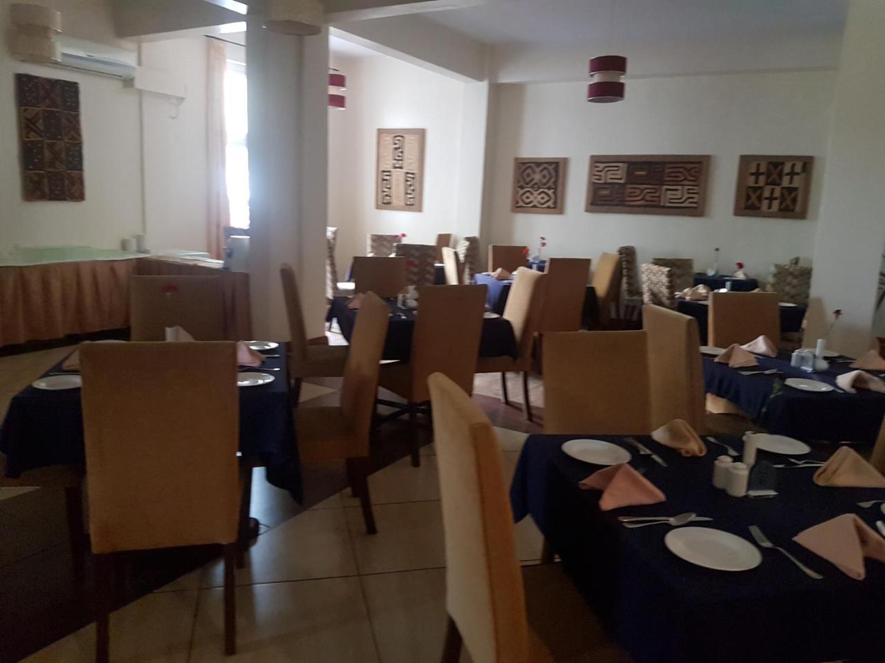 The Vic Hotel Кісуму Екстер'єр фото
