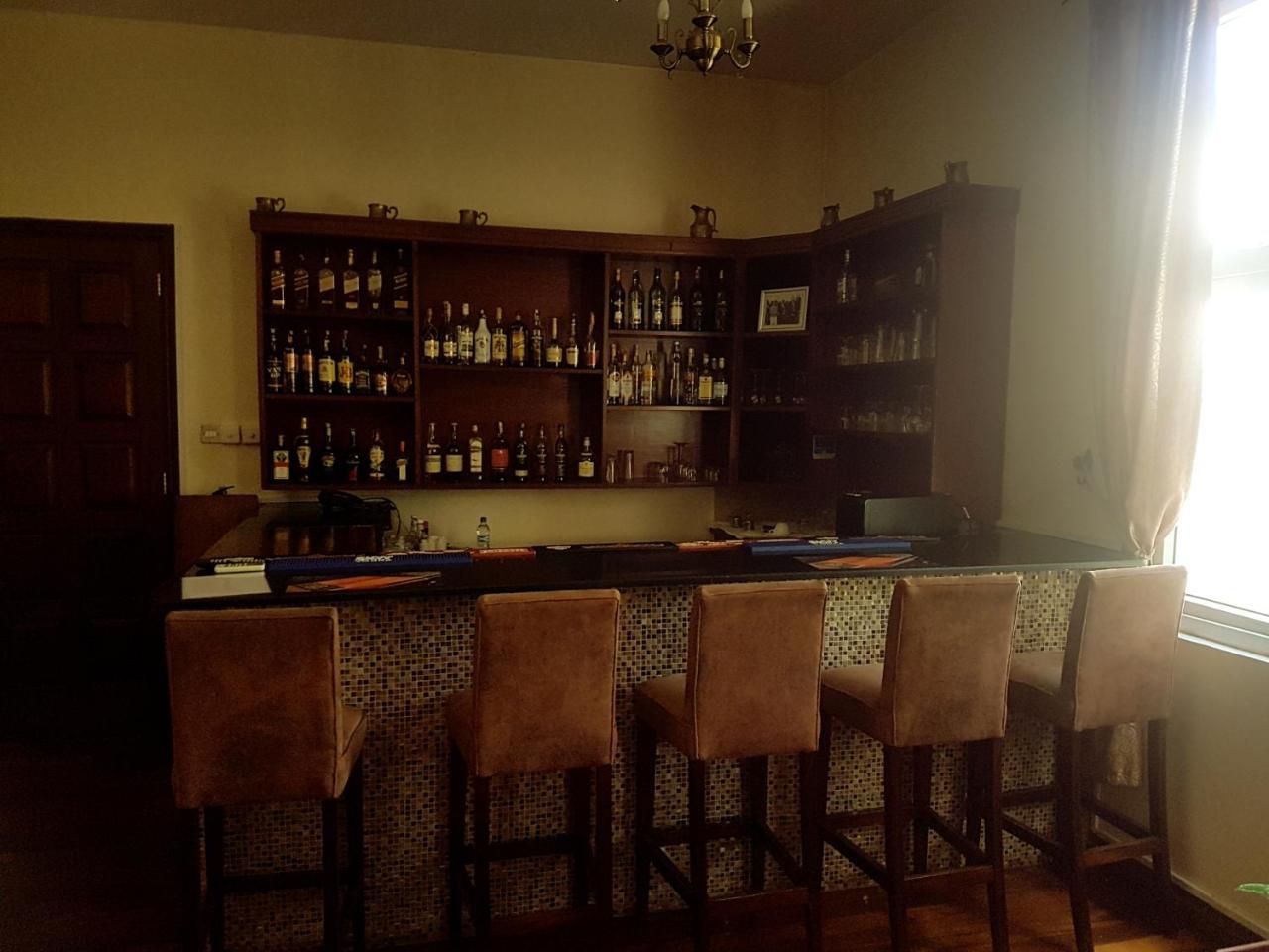 The Vic Hotel Кісуму Екстер'єр фото